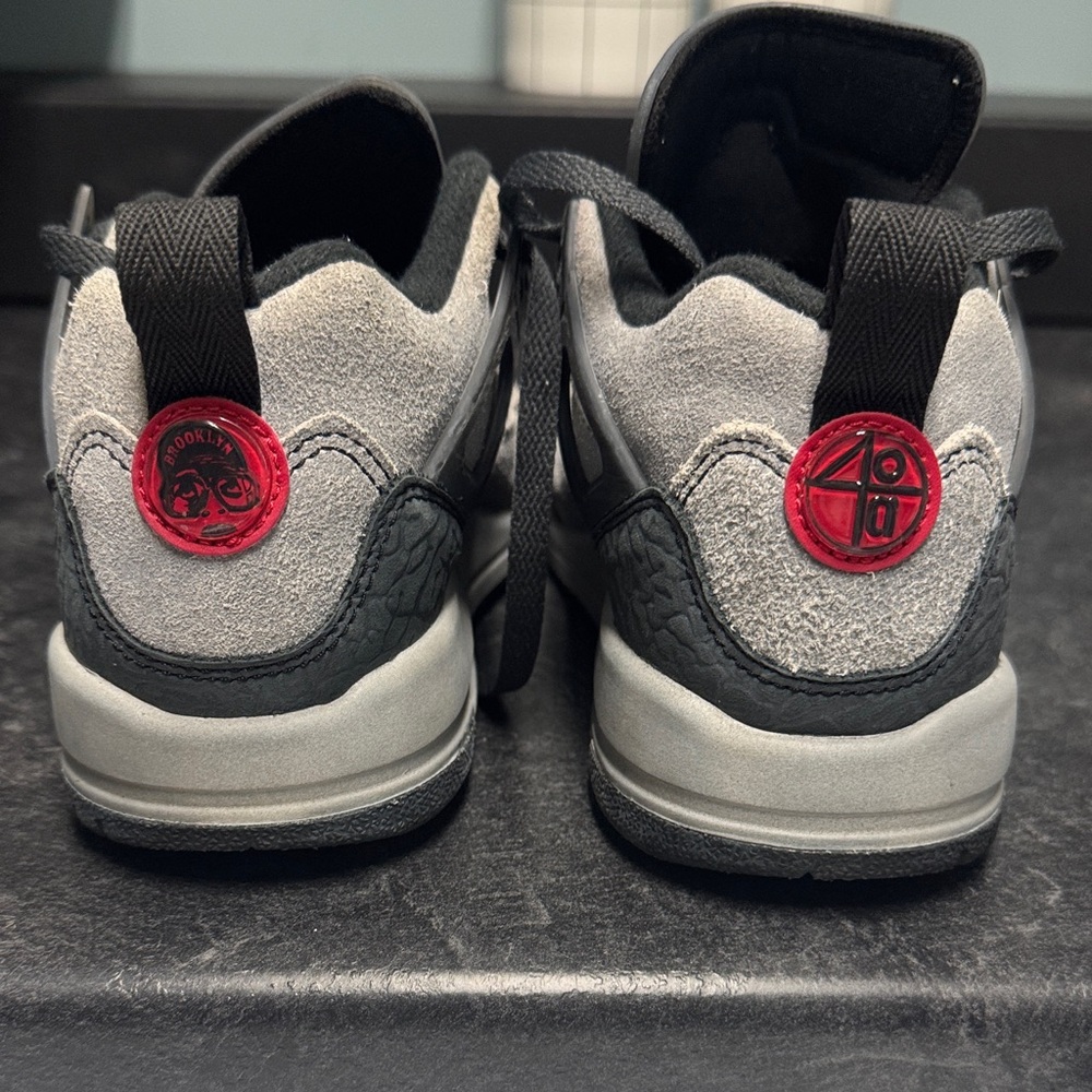 Jordan Black and Gray Sneakers with Red Highlights - Picture 4 of 5